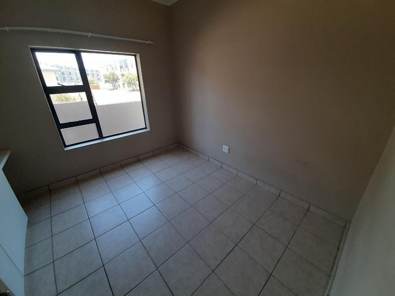 To Let 2 Bedroom Property for Rent in Burgundy Estate Western Cape